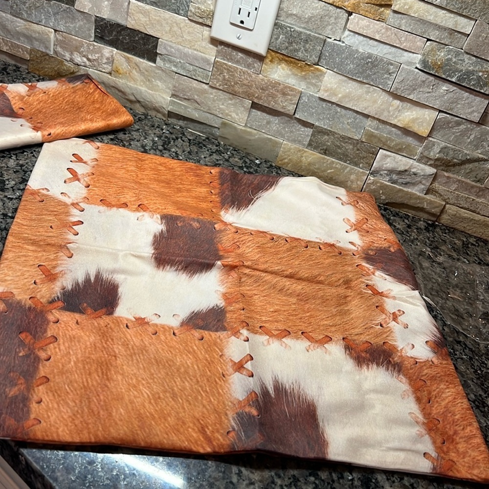 cow print throw pillow covers 18 inch set NWT